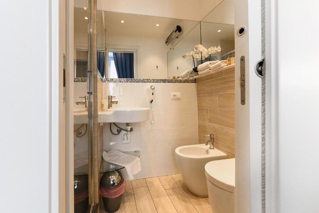 Double Room room - Image 2