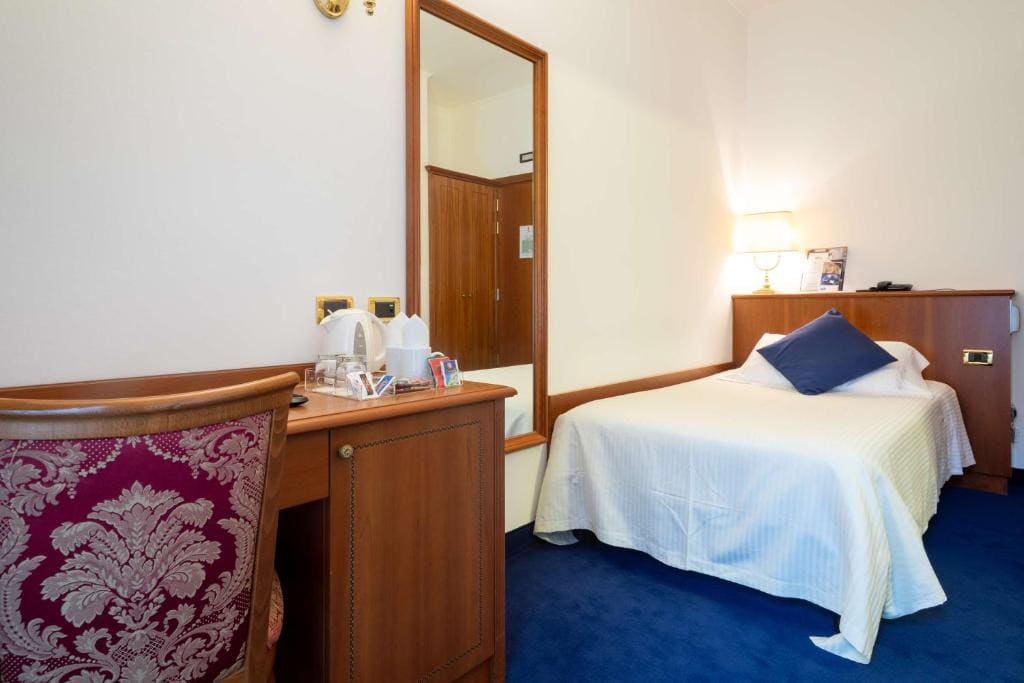 Standard Single Room room - Image 3