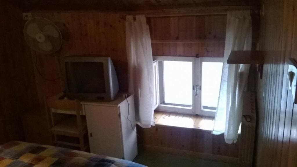 Small Double Room room - Image 2