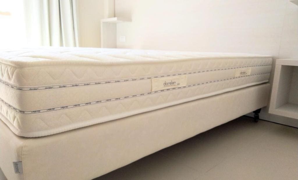Double Room with Balcony room - Image 2