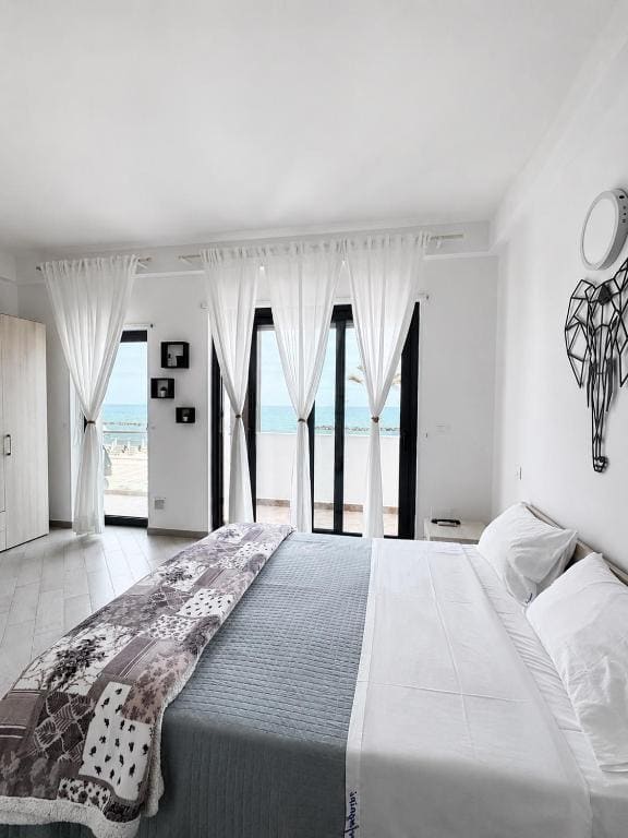 Double or Twin Room room - Image 1
