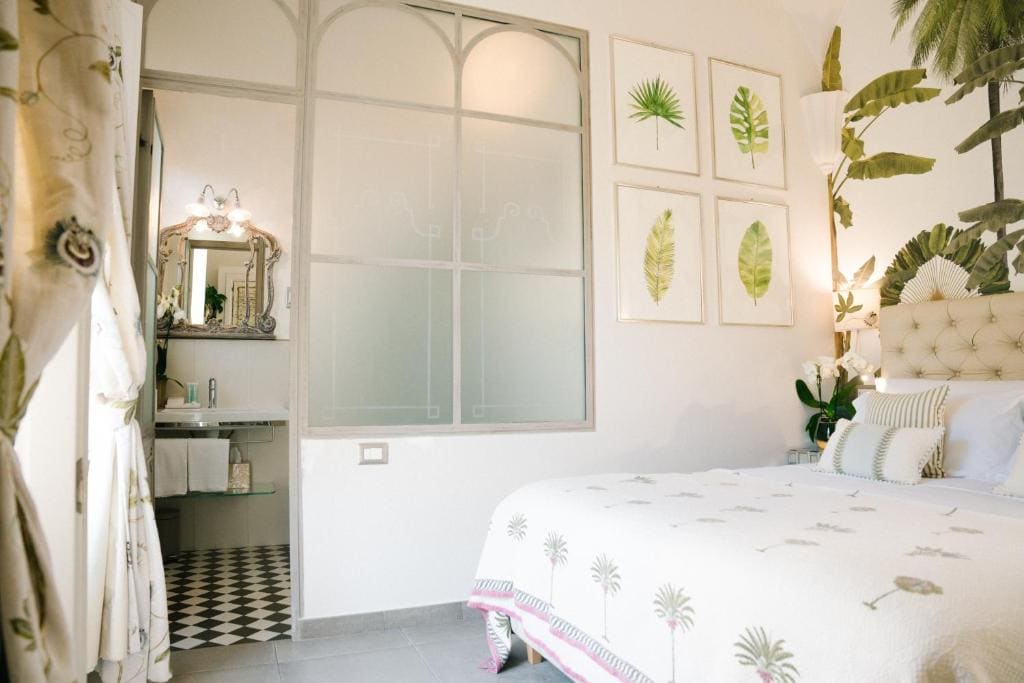 Standard Double Room room - Image 2