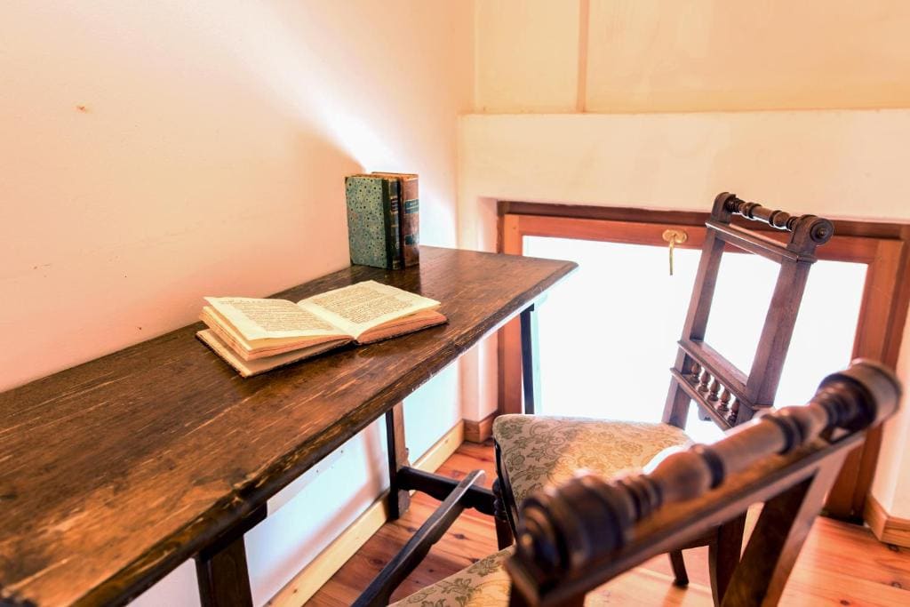 Three-Bedroom Apartment room - Image 3