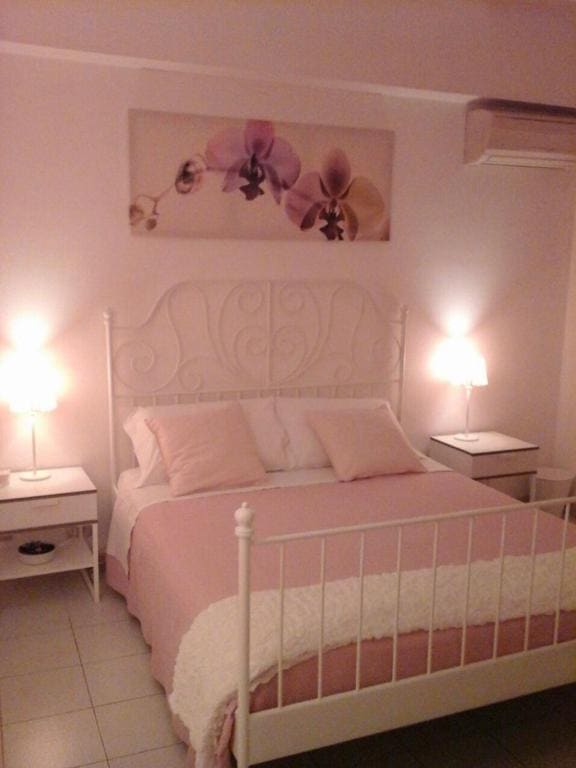 Two-Bedroom Apartment with Terrace room - Image 1