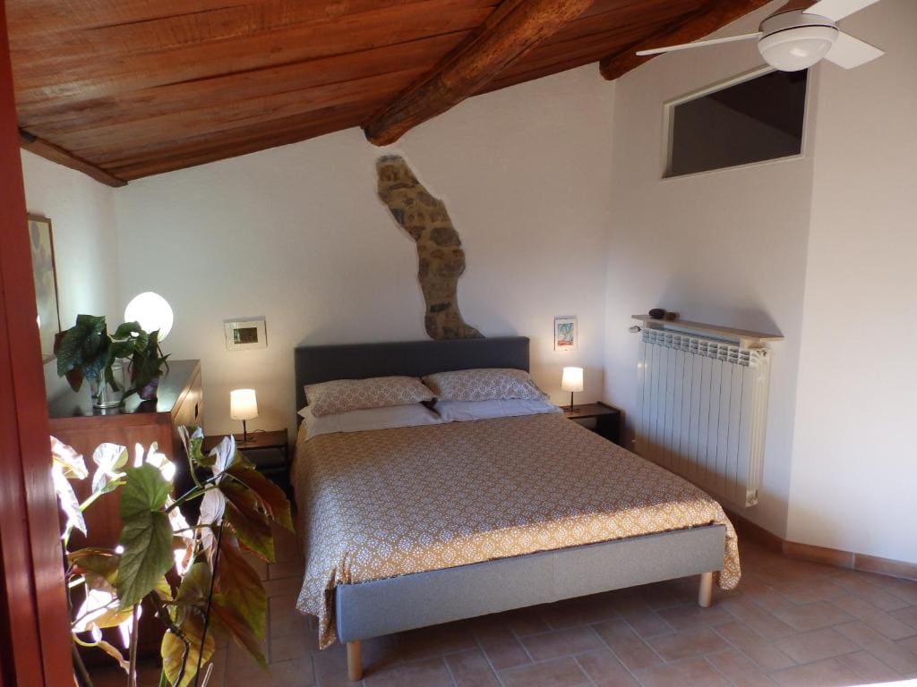 Double Room with Sea View room - Image 3