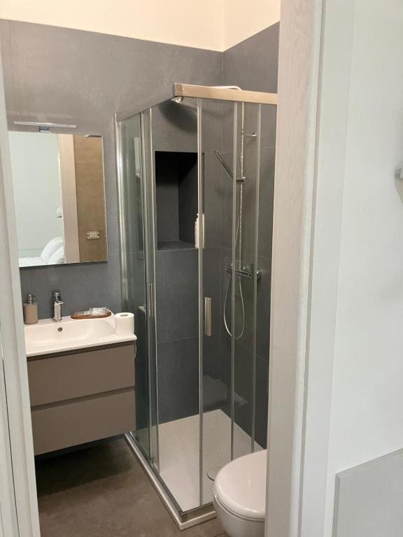 Double Room with Private Bathroom room - Image 2
