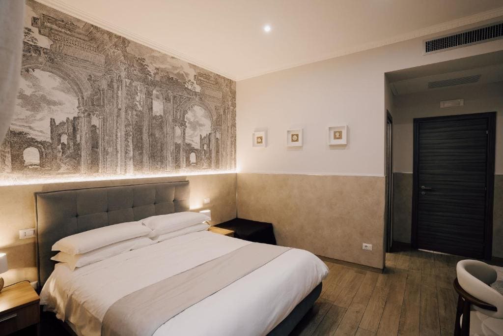 Deluxe Double Room room - Image 3