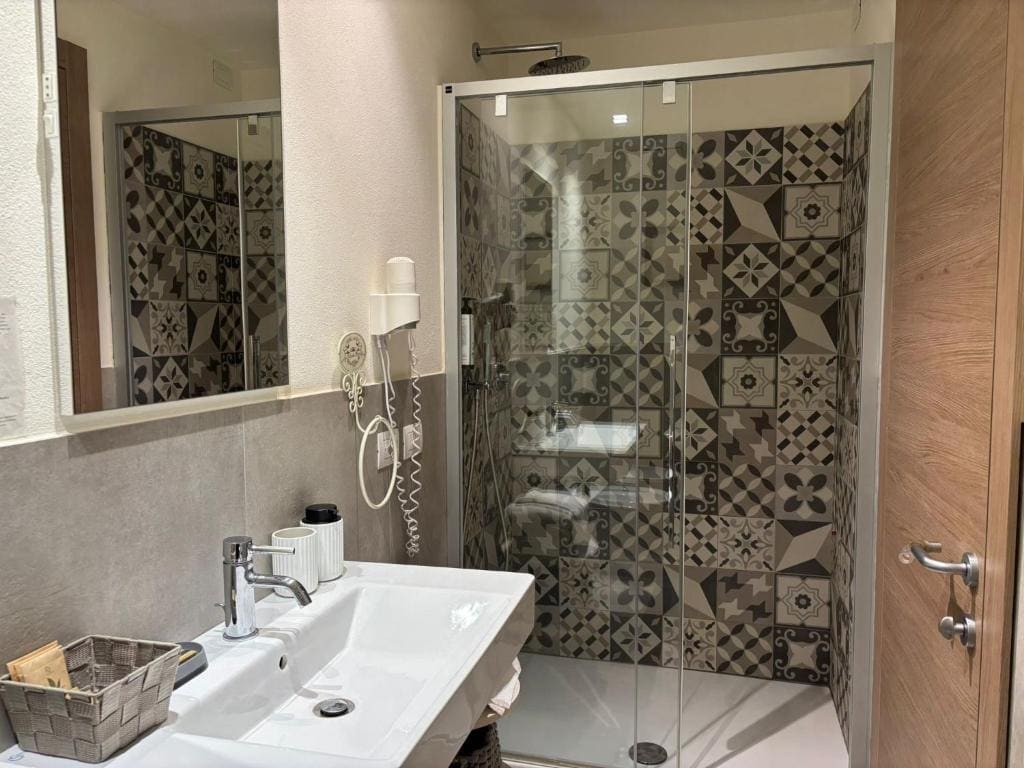 Double Room room - Image 2