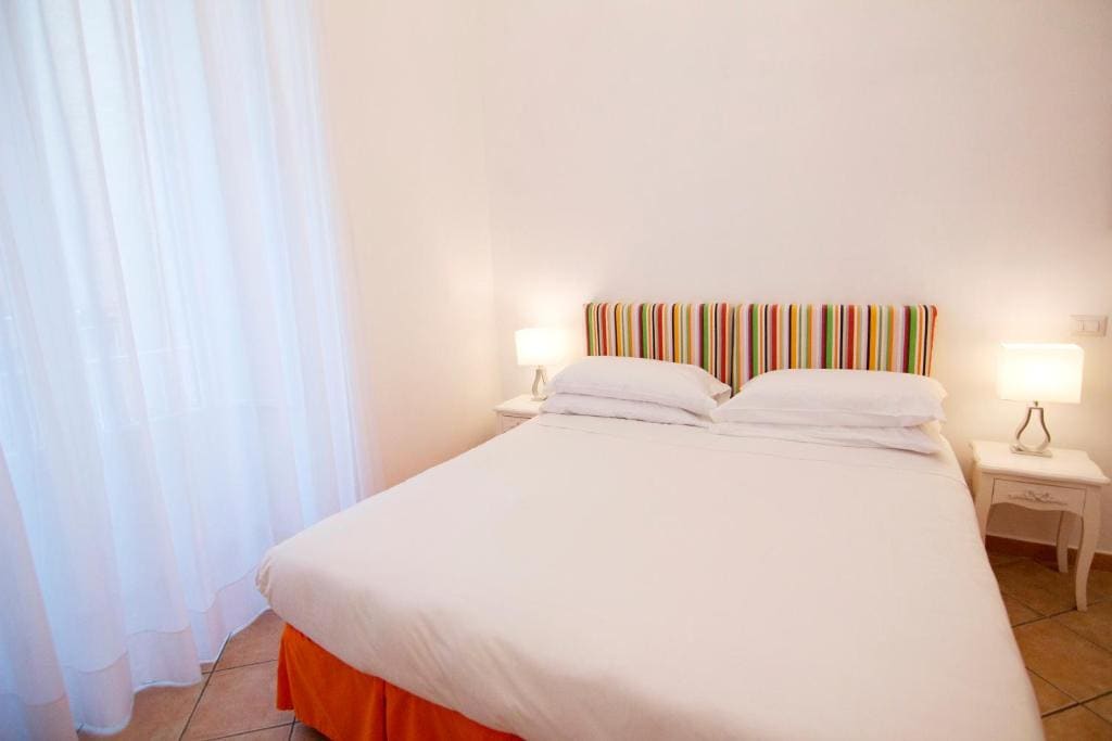 Deluxe Double Room with Balcony room - Image 1