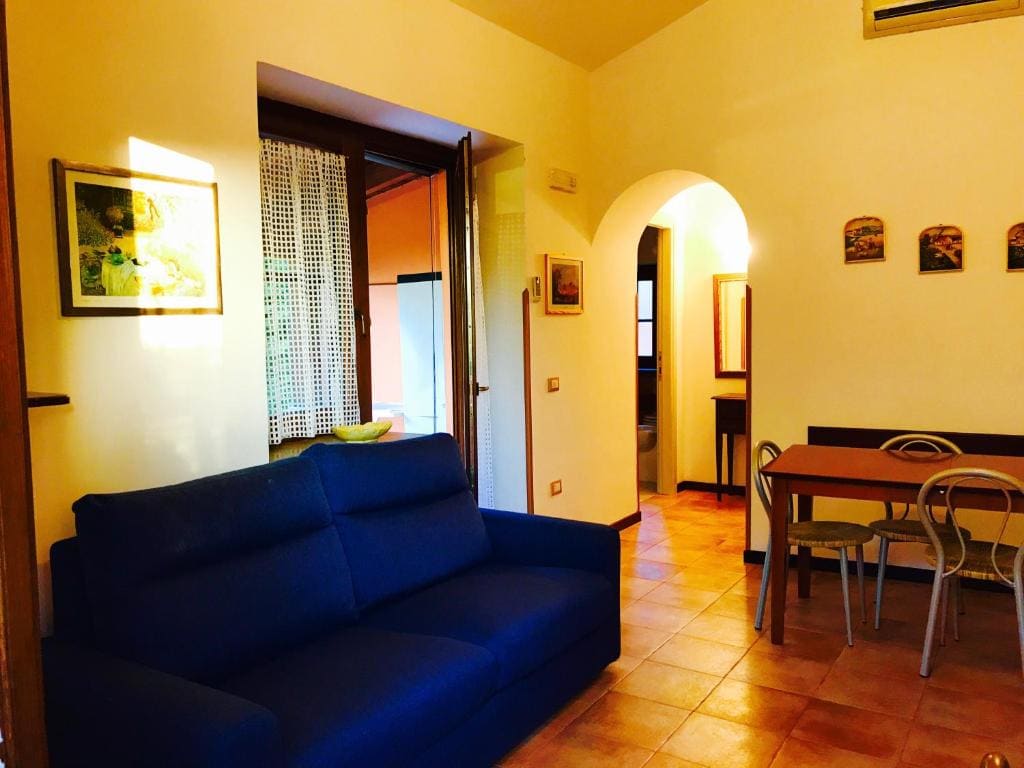 Apartment with Garden View room - Image 1