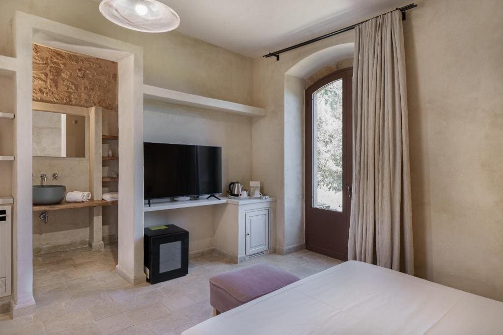 Superior Double Room room - Image 1