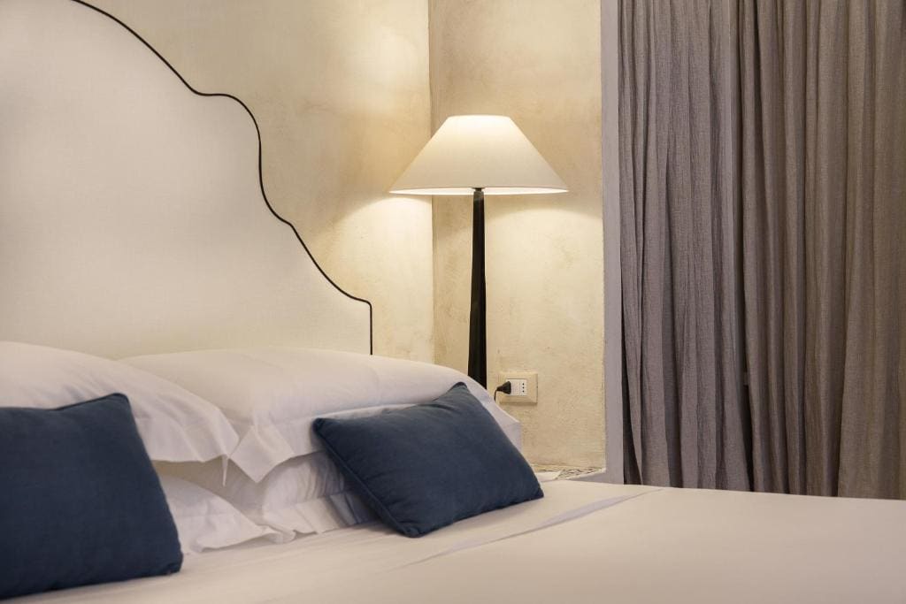 Superior Double or Twin Room room - Image 3