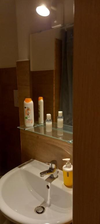 Deluxe Double Room with Balcony room - Image 1