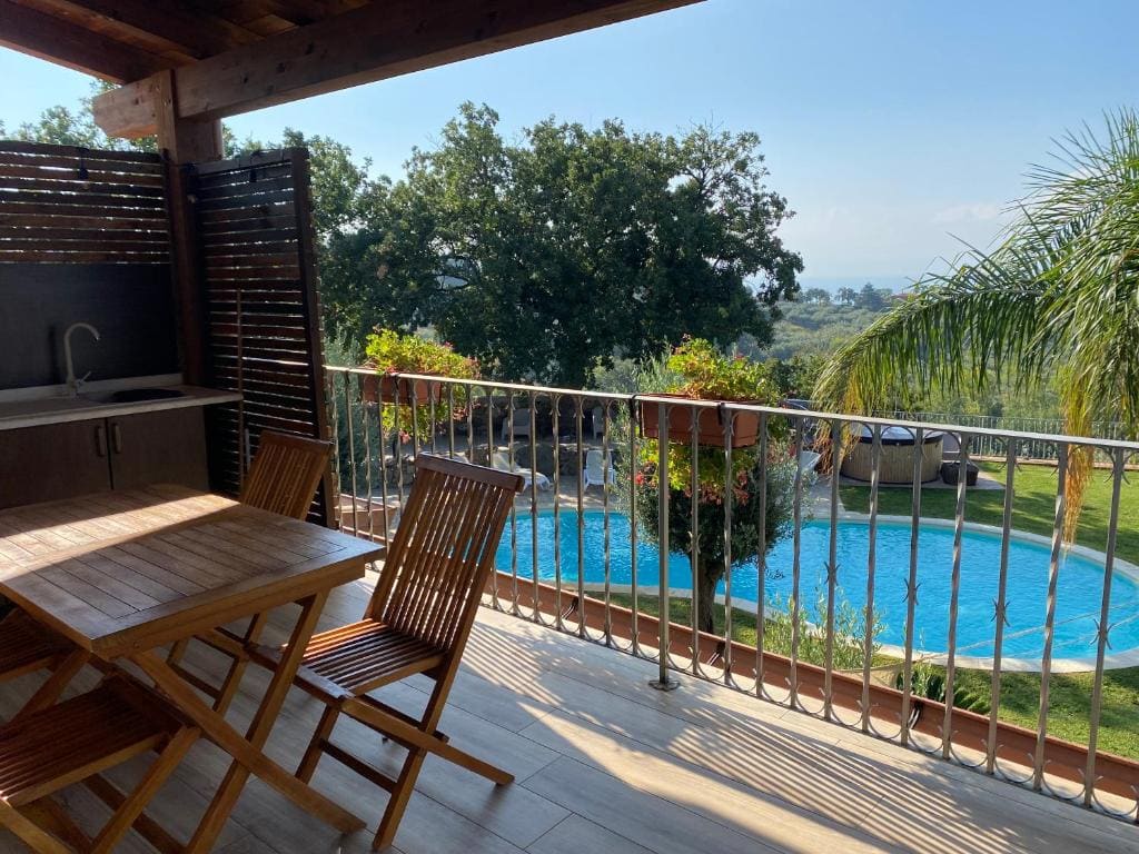 Double Room with Terrace with Sea View room - Image 2