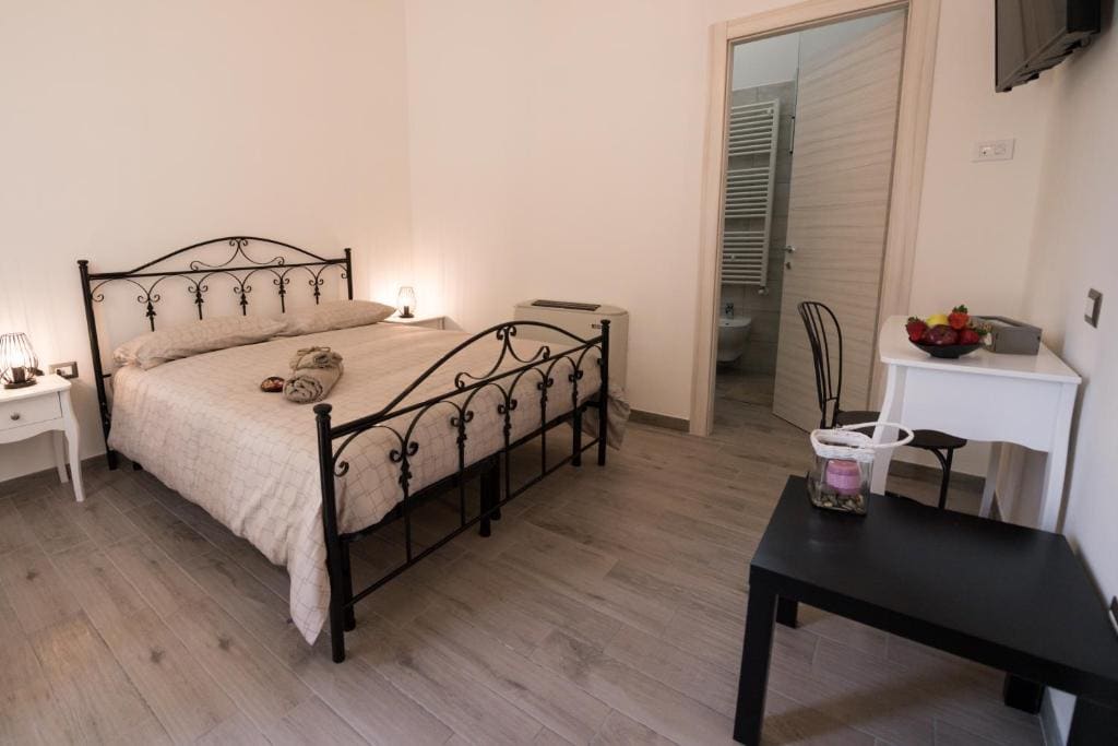 Standard Double Room room - Image 1