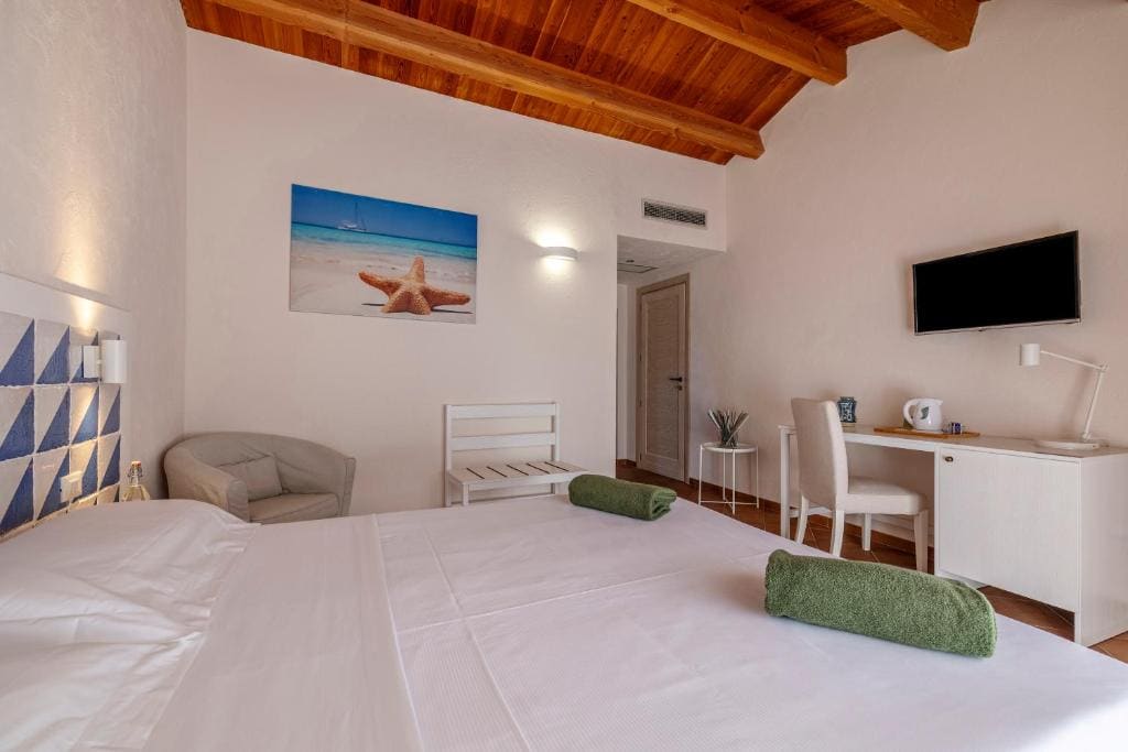 Deluxe Double Room room - Image 1