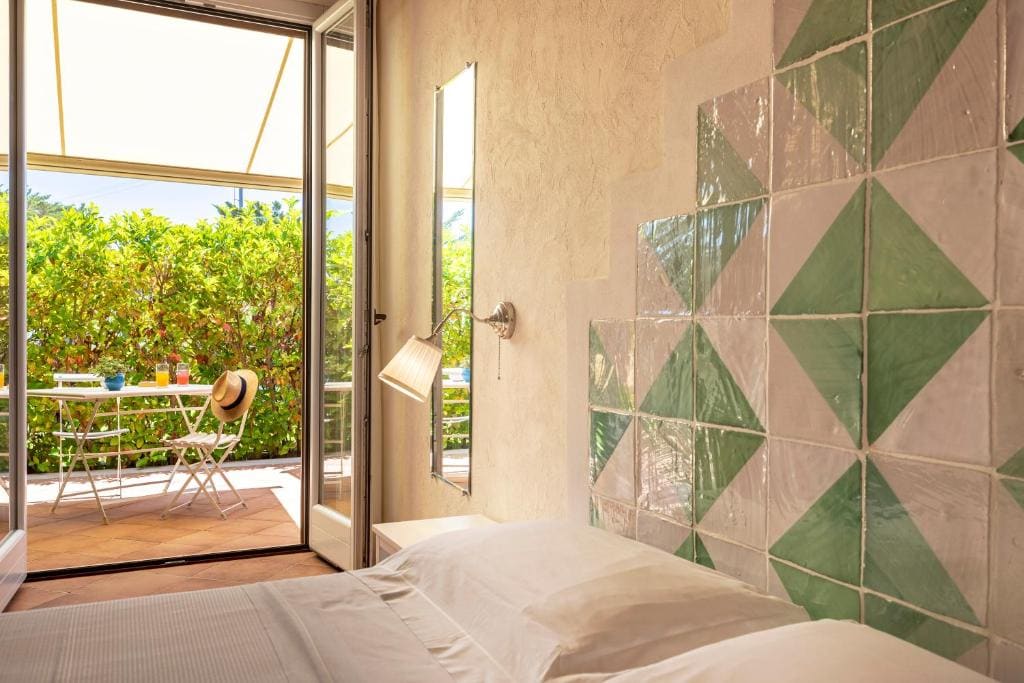 Double Room with Patio room - Image 1