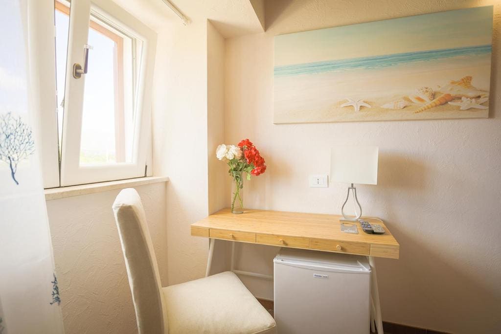 Standard Double Room room - Image 3