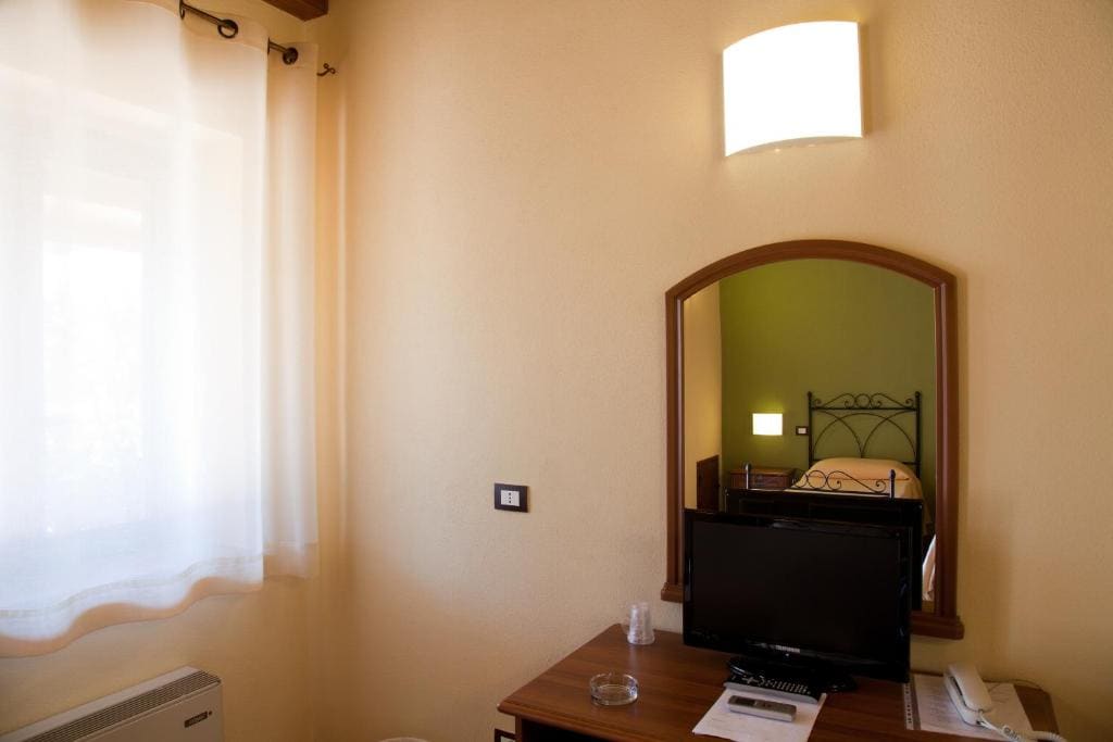 Twin Room room - Image 1