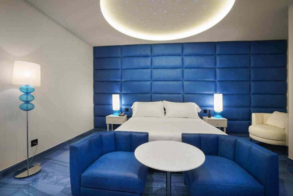 Suite with Garden View room - Image 1