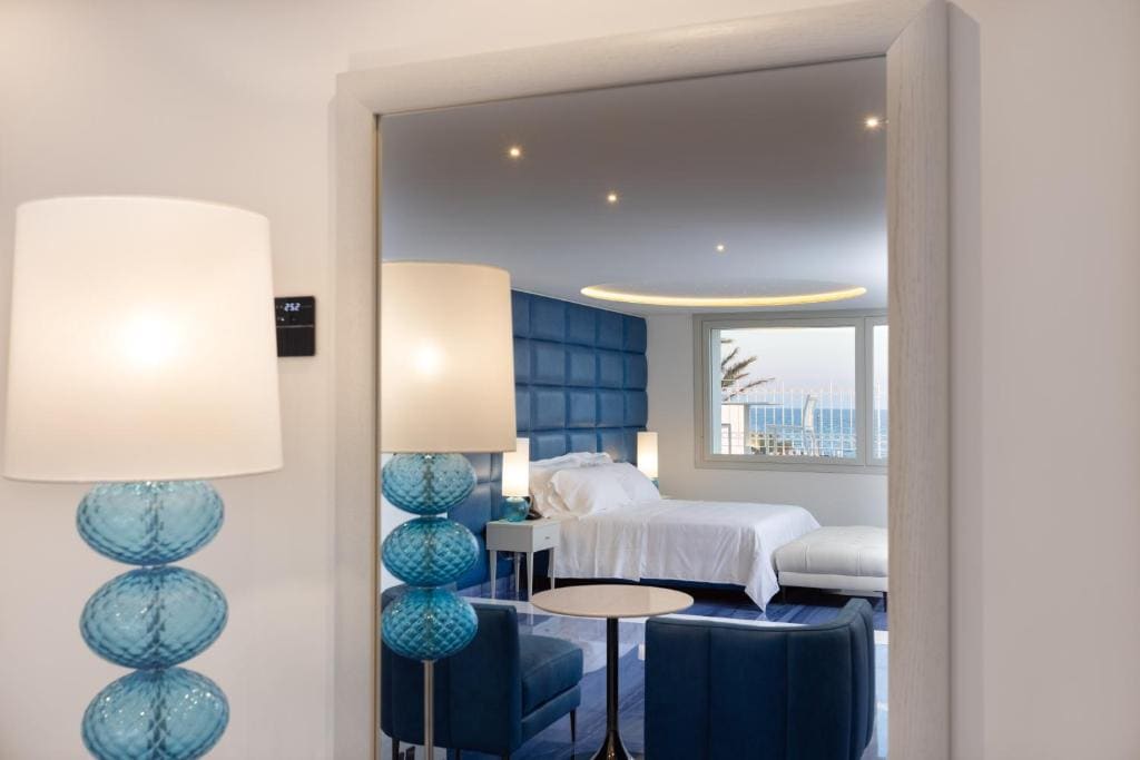 Suite with Terrace room - Image 1