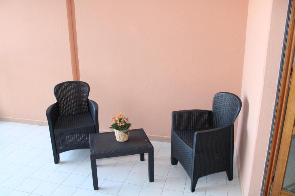 Triple Room with Private Bathroom room - Image 1