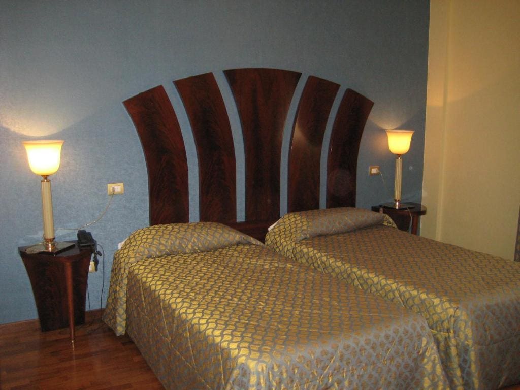 Superior Double Room room - Image 2