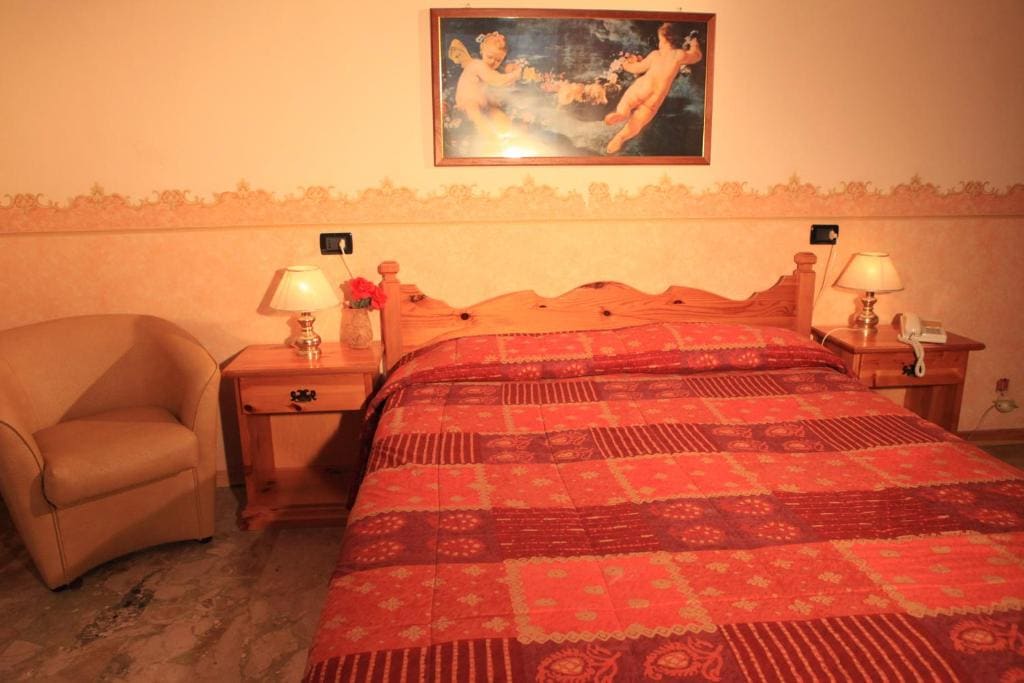 Double or Twin Room room - Image 2