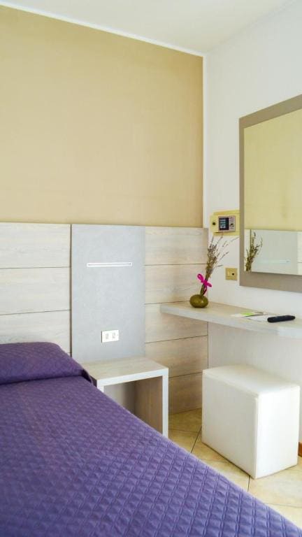 Single Room room - Image 2