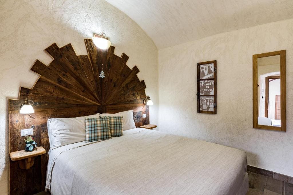 Standard Double Room room - Image 3