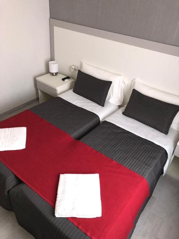 Twin Room room - Image 1