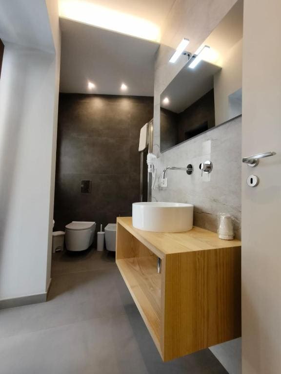 Premium Quadruple Room room - Image 1