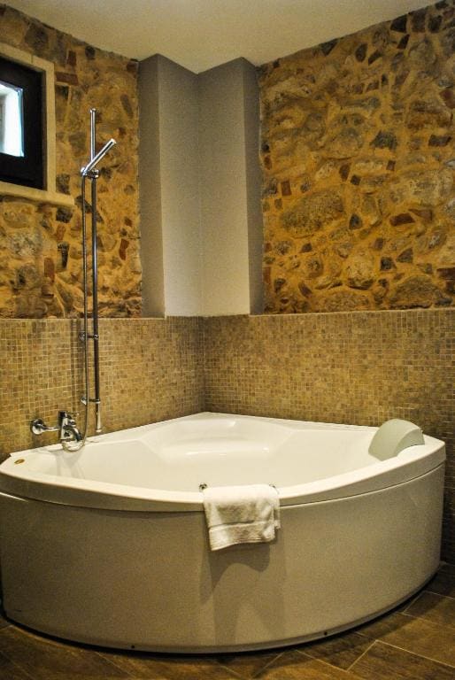 Two-Bedroom Suite room - Image 3