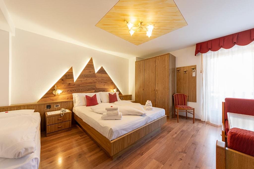 Triple Room with Balcony room - Image 2