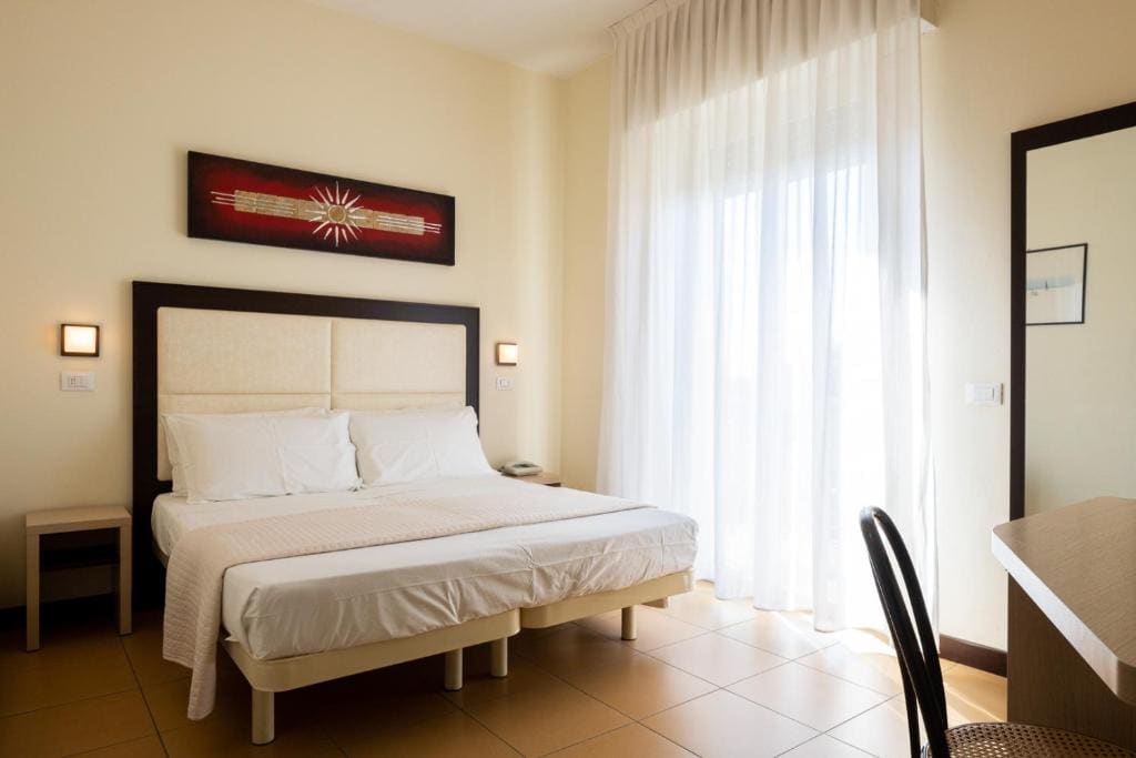Double or Twin Room room - Image 2