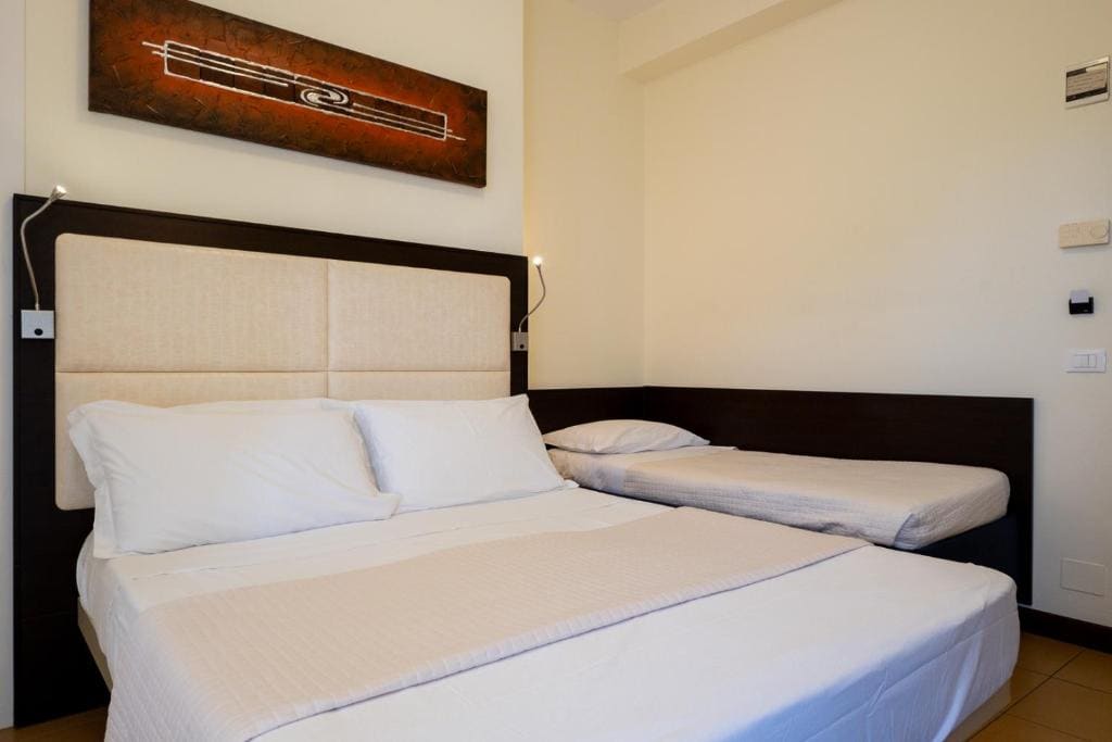 Triple Room with Sea View room - Image 1