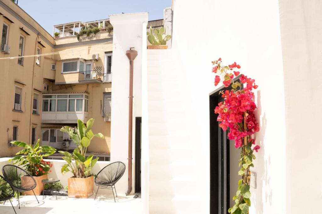 Triple Room with Terrace room - Image 1