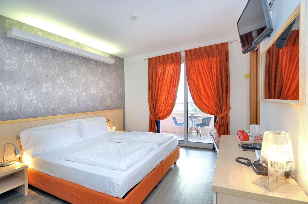 Flexible Room room - Image 3