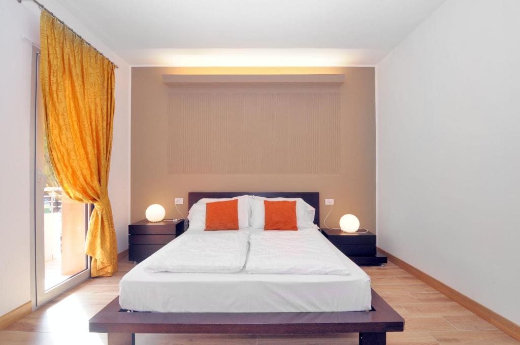 Quadruple Room with Balcony room - Image 3