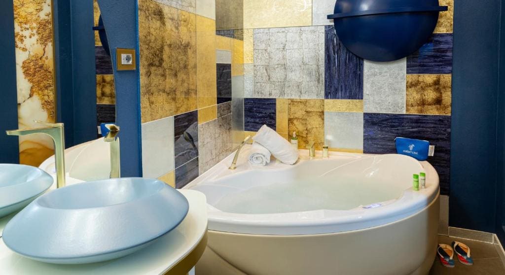 Premium Suite room - Image 2