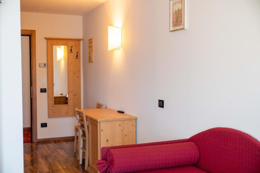Superior Double or Twin Room with Mountain View room - Image 1