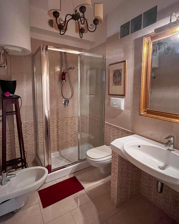 One-Bedroom Family Apartment room - Image 2