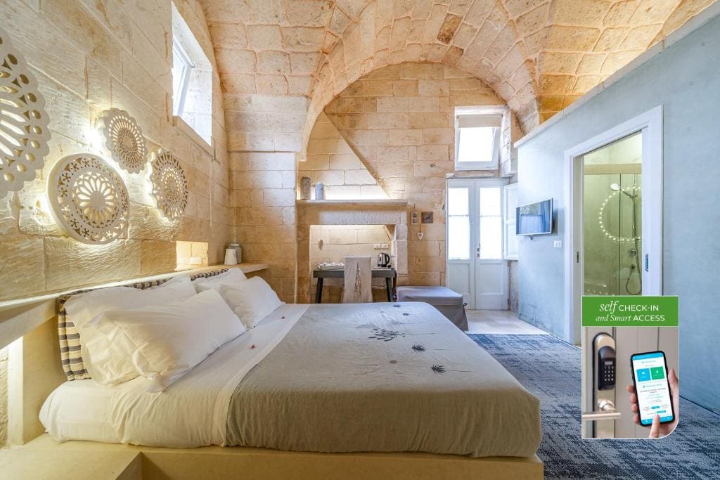 Large Double Room room - Image 2
