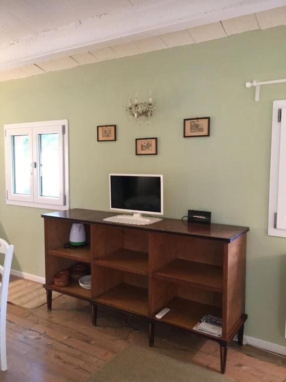 Apartment - Ground Floor room - Image 2