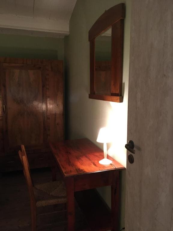 Apartment - Ground Floor room - Image 1