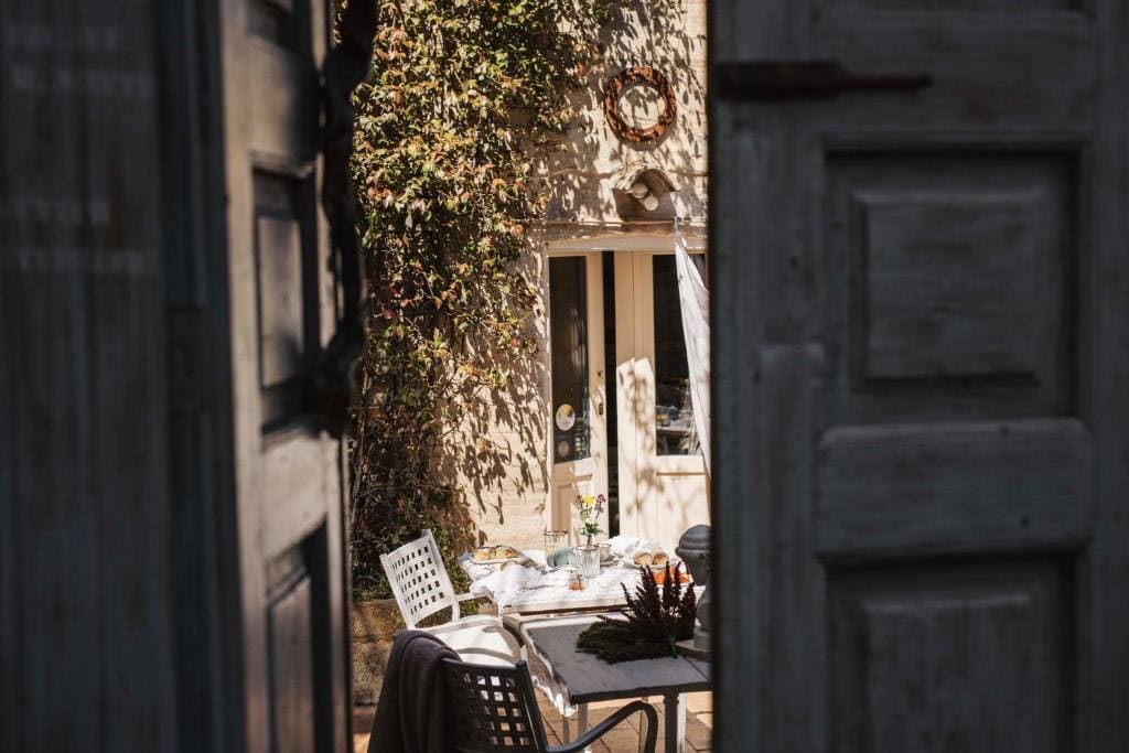 Small Double Room room - Image 1