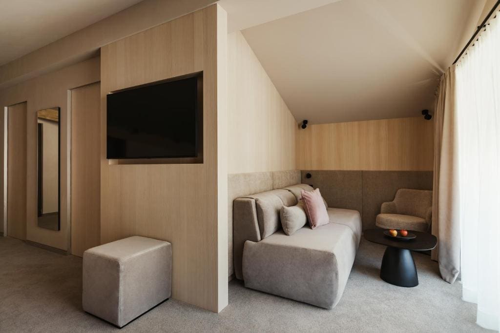 Suite with Mountain View room - Image 1