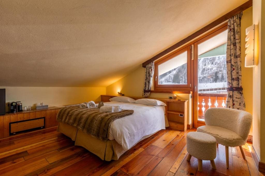 Superior Double or Twin Room with Balcony room - Image 1