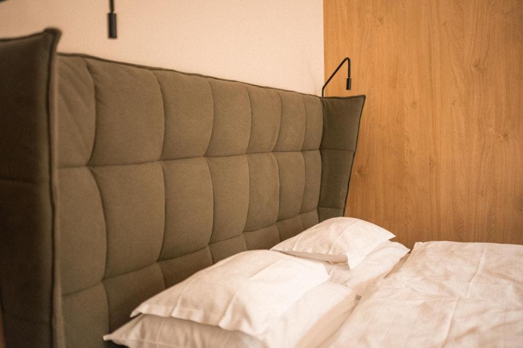 Double Room with Mountain View room - Image 1