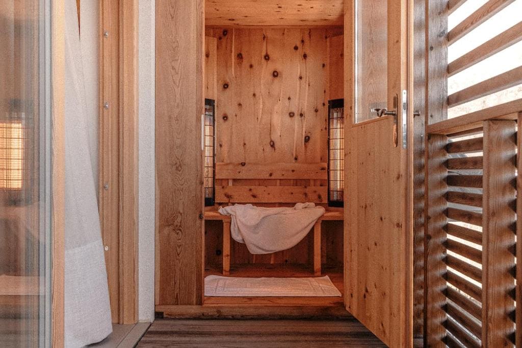 Large Suite room - Image 2
